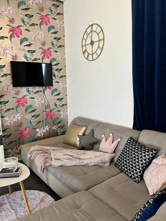 Selfie Apartman Apartment Eger